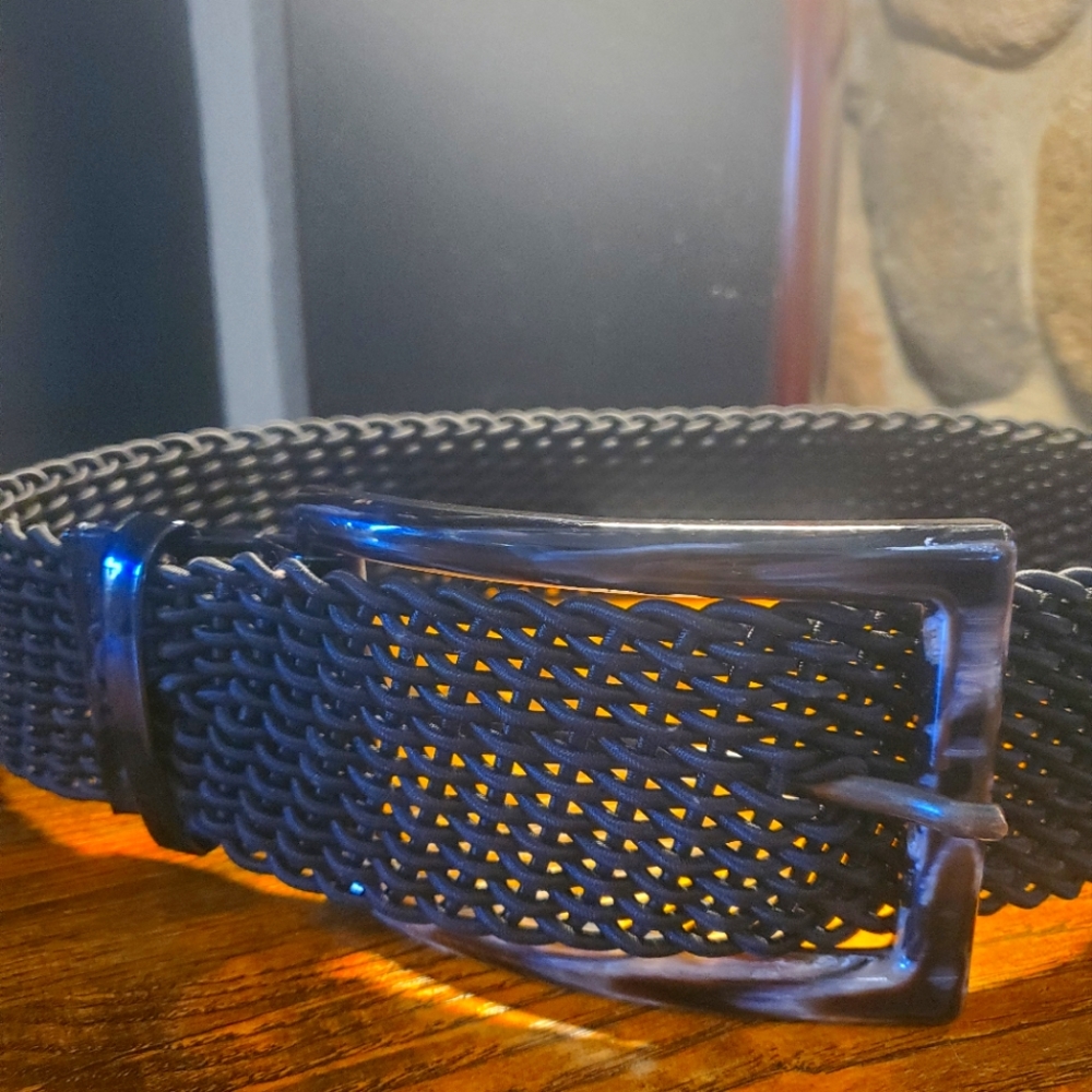 DESIGNER SALE-PRICES SLASHED Suzi Roher belt.